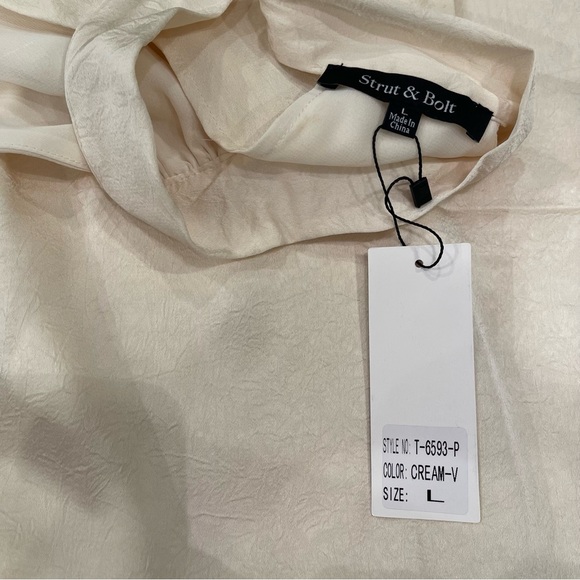 NWT Strut & Bolt for Vici cream halter top with tie - Picture 9 of 16